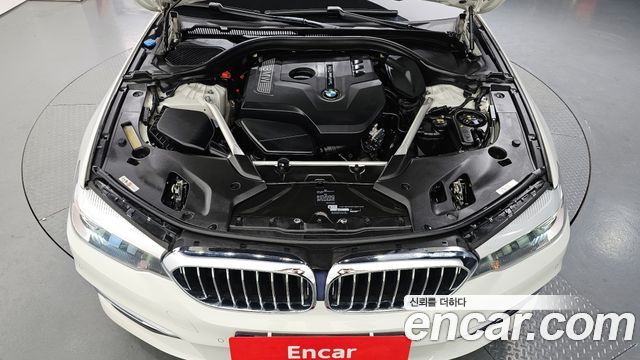 BMW 5-Series 530i Luxury Plus