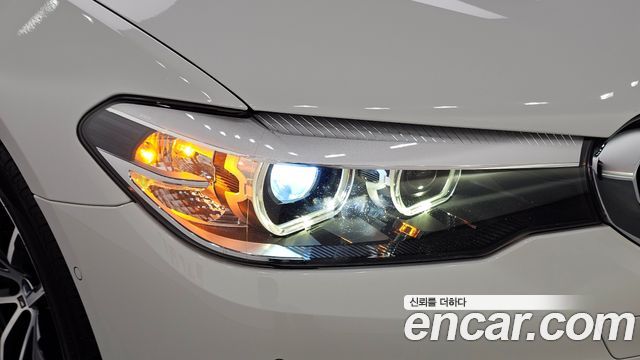 BMW 5-Series 530i Luxury Plus