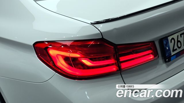 BMW 5-Series 530i Luxury Plus