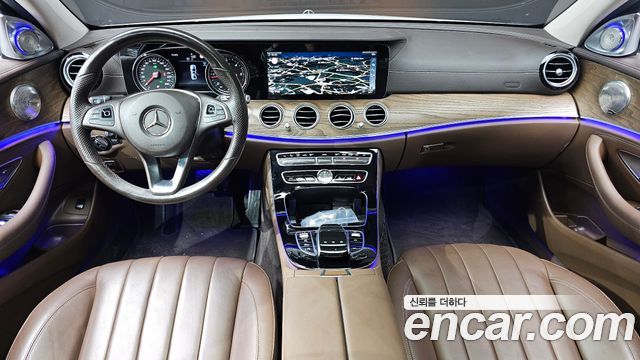 Mercedes-Benz E-Class E220d 4MATIC Exclusive
