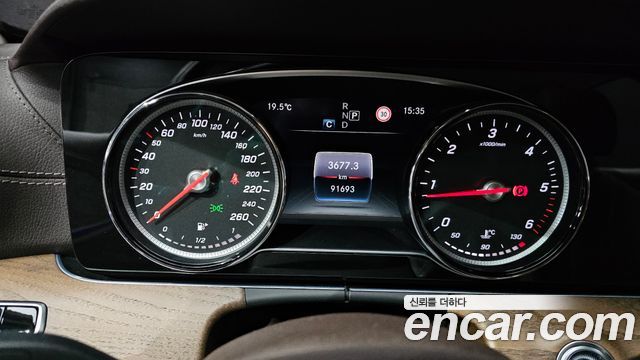 Mercedes-Benz E-Class E220d 4MATIC Exclusive