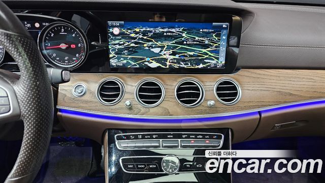 Mercedes-Benz E-Class E220d 4MATIC Exclusive