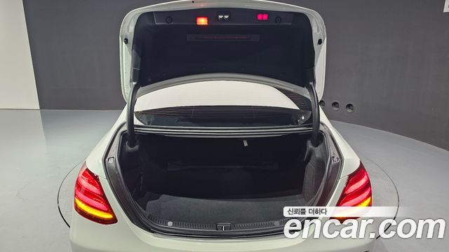 Mercedes-Benz E-Class E220d 4MATIC Exclusive