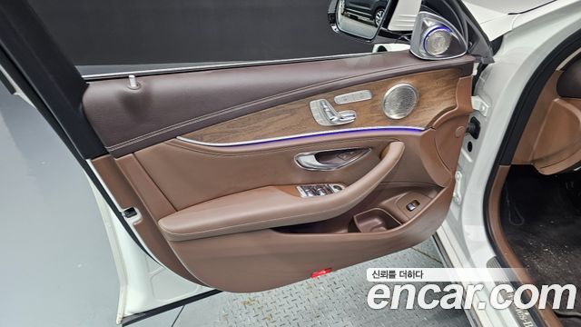 Mercedes-Benz E-Class E220d 4MATIC Exclusive