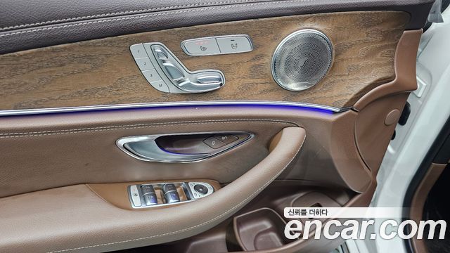 Mercedes-Benz E-Class E220d 4MATIC Exclusive
