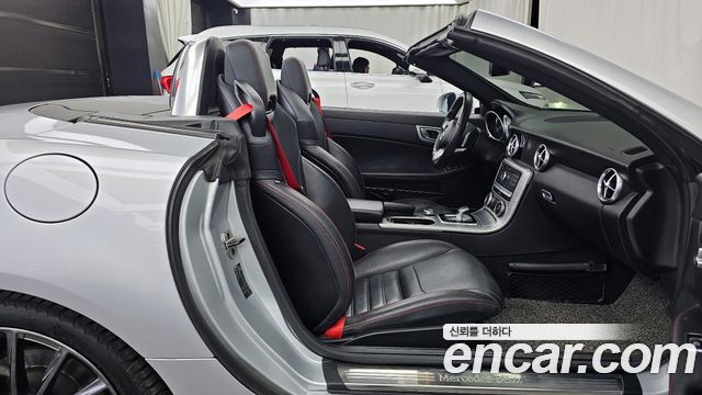 Mercedes-Benz SLC-Class SLC200