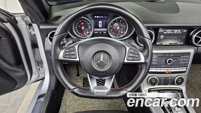 Mercedes-Benz SLC-Class SLC200
