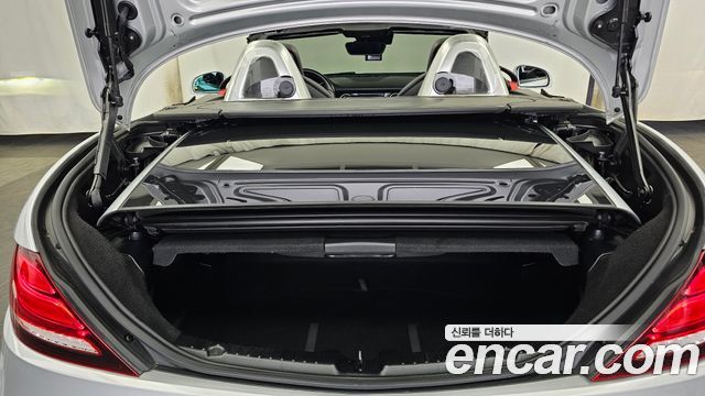 Mercedes-Benz SLC-Class SLC200