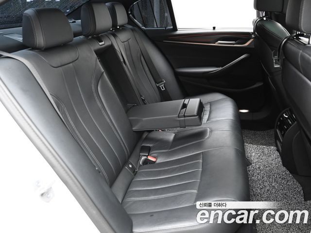 BMW 5-Series 520i M Sport