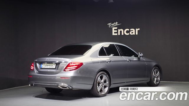 Mercedes-Benz E-Class E300 Avantgarde