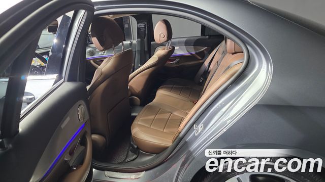 Mercedes-Benz E-Class E300 Avantgarde