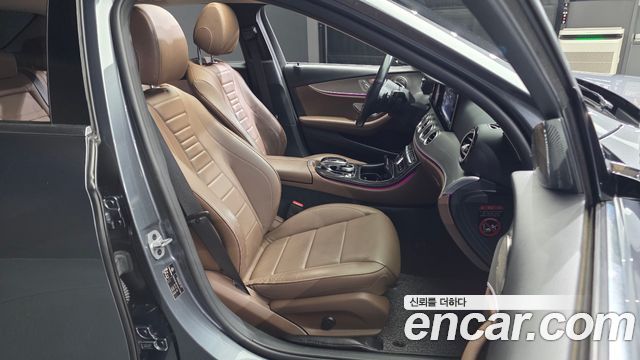Mercedes-Benz E-Class E300 Avantgarde