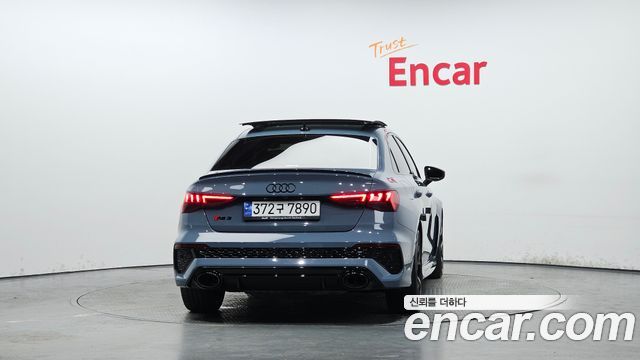 Audi RS3 2.5 TFSI Quattro