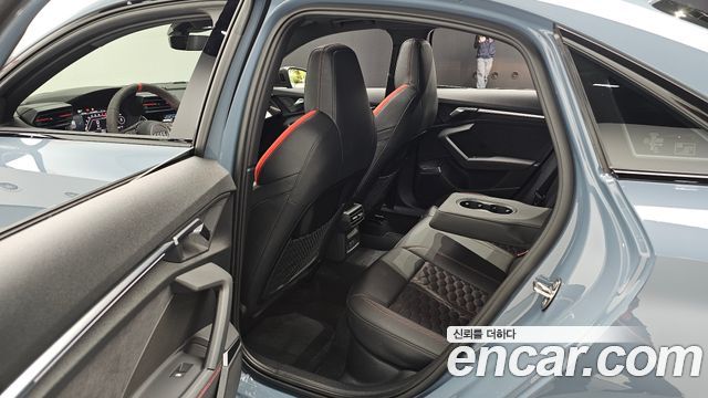 Audi RS3 2.5 TFSI Quattro