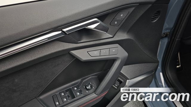 Audi RS3 2.5 TFSI Quattro