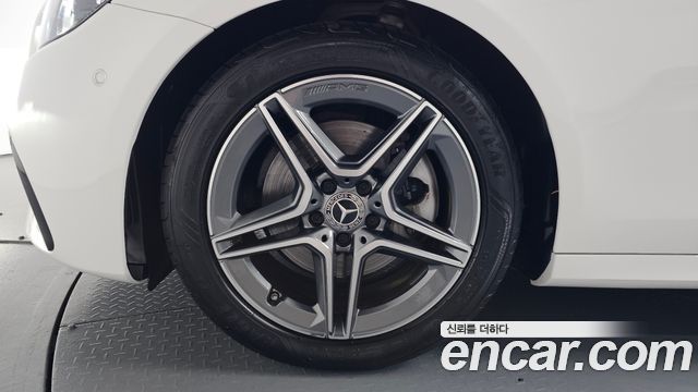 Mercedes-Benz E-Class E250 AMG Line
