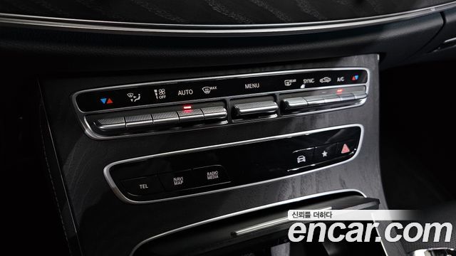 Mercedes-Benz E-Class E250 AMG Line