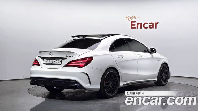 Mercedes-Benz CLA-Class CLA45 AMG 4MATIC
