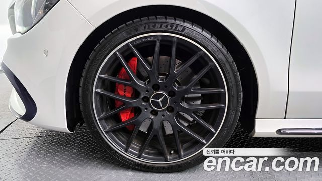 Mercedes-Benz CLA-Class CLA45 AMG 4MATIC