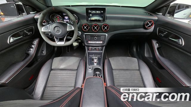Mercedes-Benz CLA-Class CLA45 AMG 4MATIC
