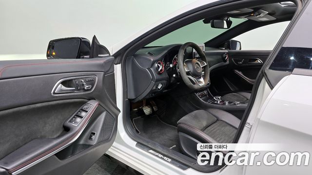 Mercedes-Benz CLA-Class CLA45 AMG 4MATIC