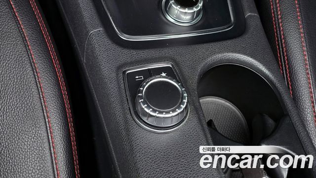 Mercedes-Benz CLA-Class CLA45 AMG 4MATIC