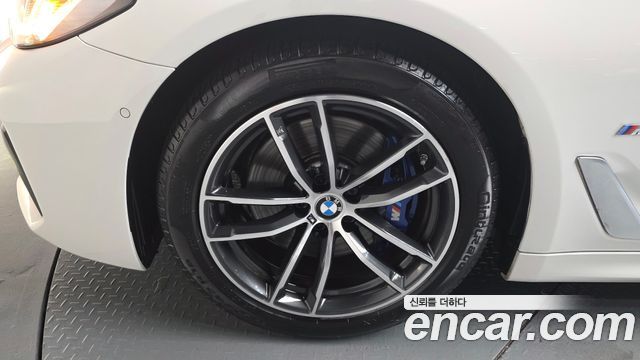 BMW 5-Series 520i M Sport