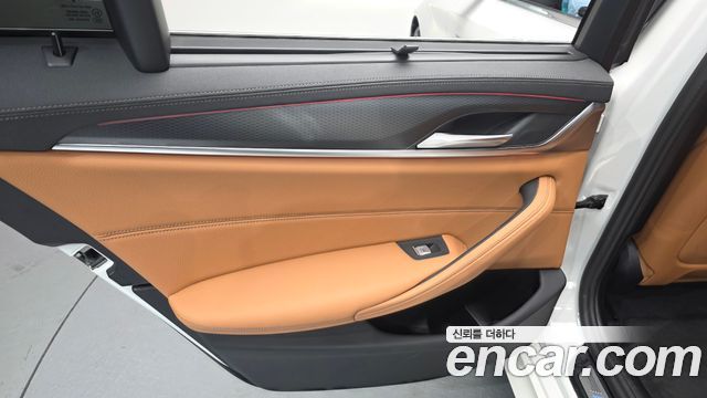 BMW 5-Series 520i M Sport