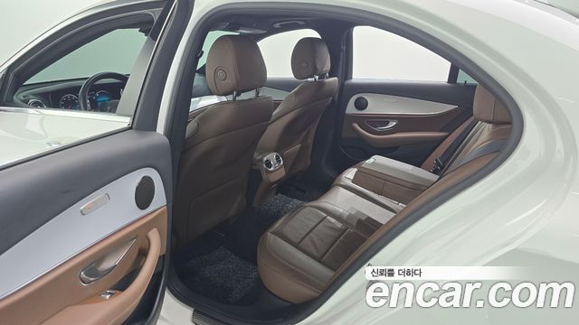 Mercedes-Benz E-Class E250 Avantgarde