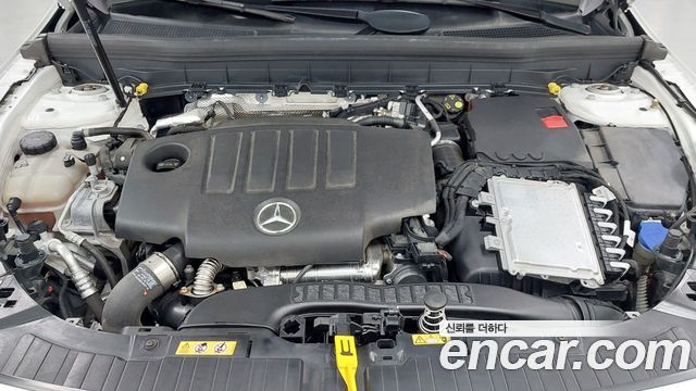 Mercedes-Benz GLB-Class GLB200 d