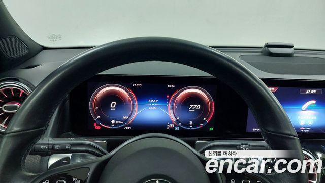 Mercedes-Benz GLB-Class GLB200 d