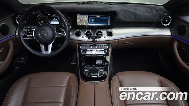 Mercedes-Benz E-Class E300 Avantgarde