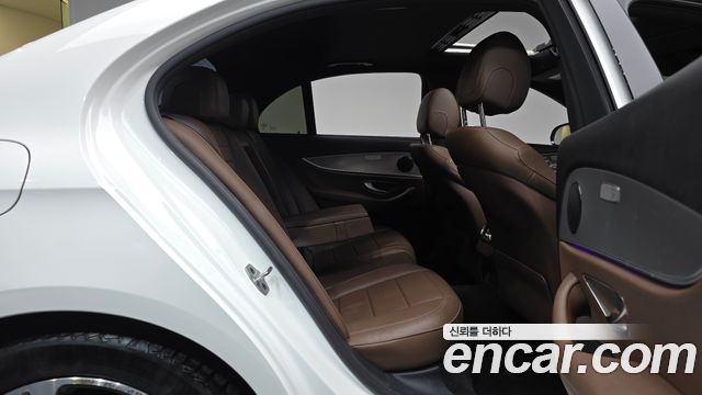 Mercedes-Benz E-Class E300 Avantgarde