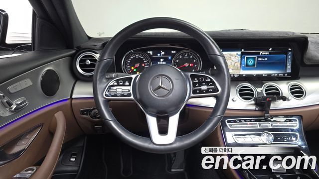 Mercedes-Benz E-Class E300 Avantgarde