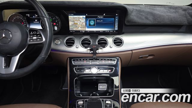 Mercedes-Benz E-Class E300 Avantgarde
