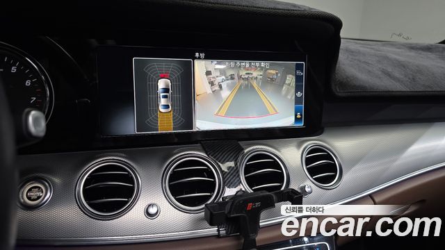 Mercedes-Benz E-Class E300 Avantgarde