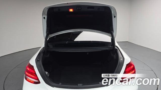 Mercedes-Benz E-Class E300 Avantgarde