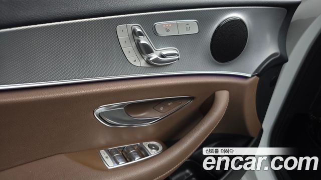 Mercedes-Benz E-Class E300 Avantgarde