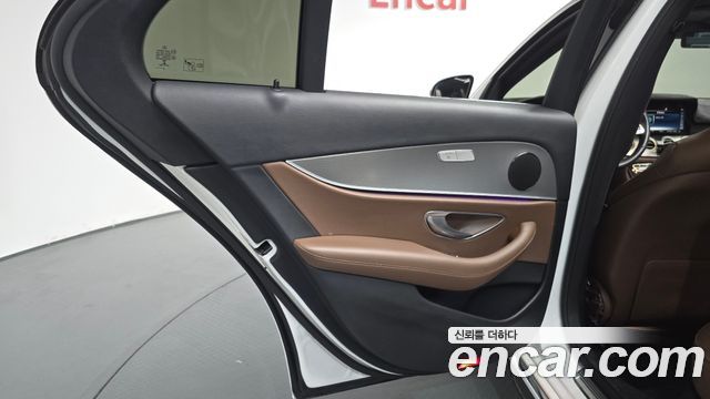 Mercedes-Benz E-Class E300 Avantgarde