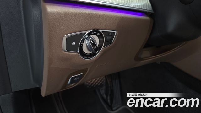 Mercedes-Benz E-Class E300 Avantgarde