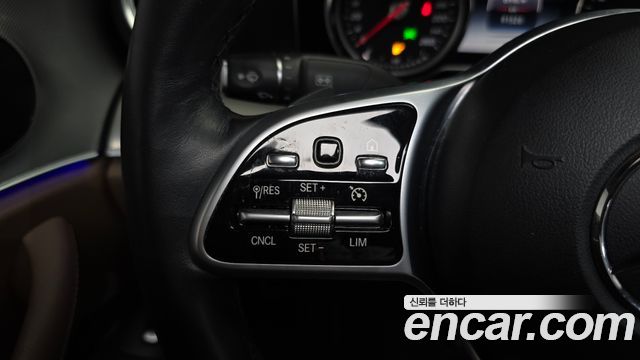 Mercedes-Benz E-Class E300 Avantgarde