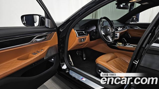 BMW 7-Series 740i M Sport