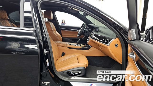 BMW 7-Series 740i M Sport