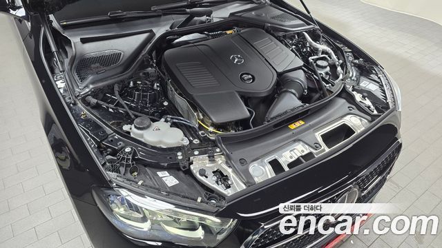 Mercedes-Benz E-Class E200 Avantgarde