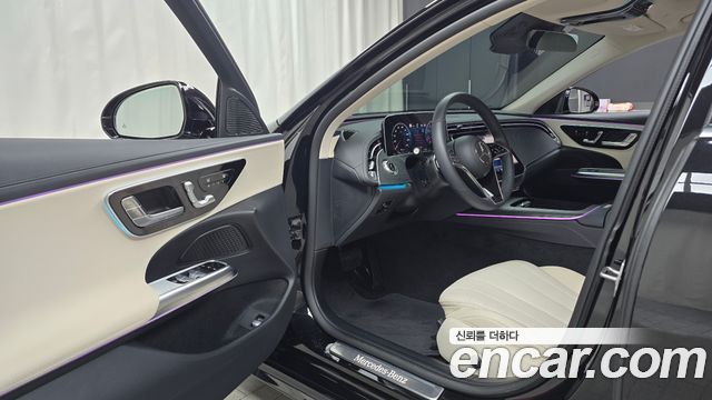Mercedes-Benz E-Class E200 Avantgarde