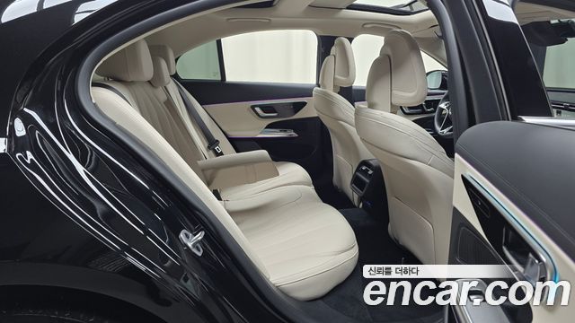 Mercedes-Benz E-Class E200 Avantgarde
