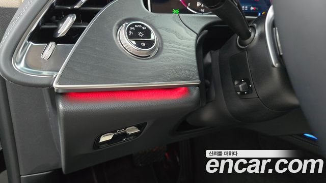 Mercedes-Benz E-Class E200 Avantgarde