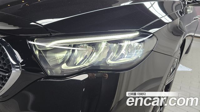 Mercedes-Benz E-Class E200 Avantgarde