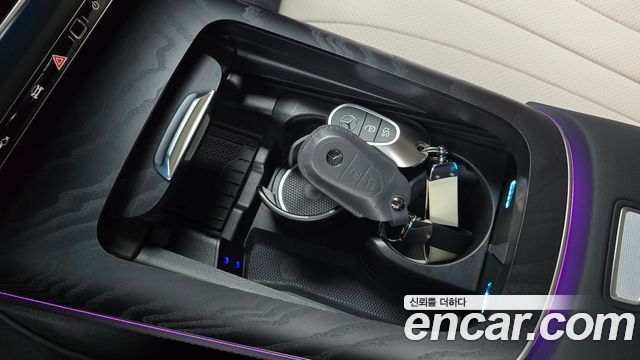 Mercedes-Benz E-Class E200 Avantgarde