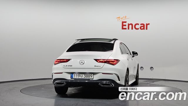 Mercedes-Benz CLA-Class CLA250 4MATIC